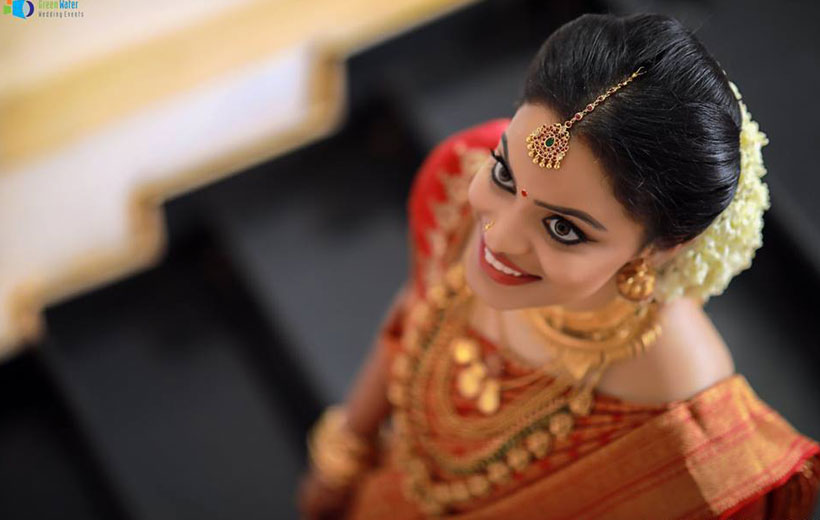 Kerala Wedding Style - ❤️ • • Send or tag ur photos @keralawedding_styles  ❤️ Email 📩 : keralaweddingstyles.info@gmail.com Shot by :  @wide_eyes_weddings • • • #keralabride #bridalmakeup #bridalshower  #swagbride #keralaweddingstyles #brideandgroom ...